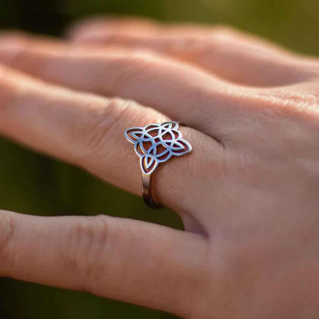 調節可能なリング ウィッチノット エターナルプロテクション 