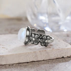 Bague avec Anneau Fleuri Pierre de Lune