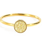 Bague avec petites pierres de naissance rondes pour femme novembre