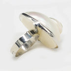 Bague en Nacre de Coquillages
