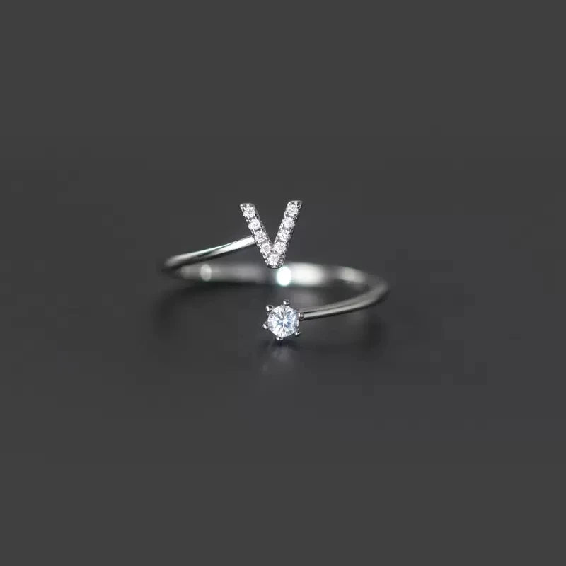 Bague initiale femme v
