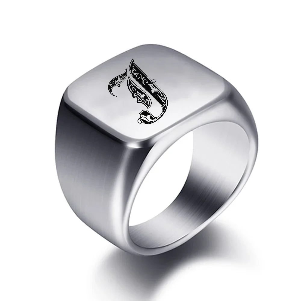 Bague large homme initiale j
