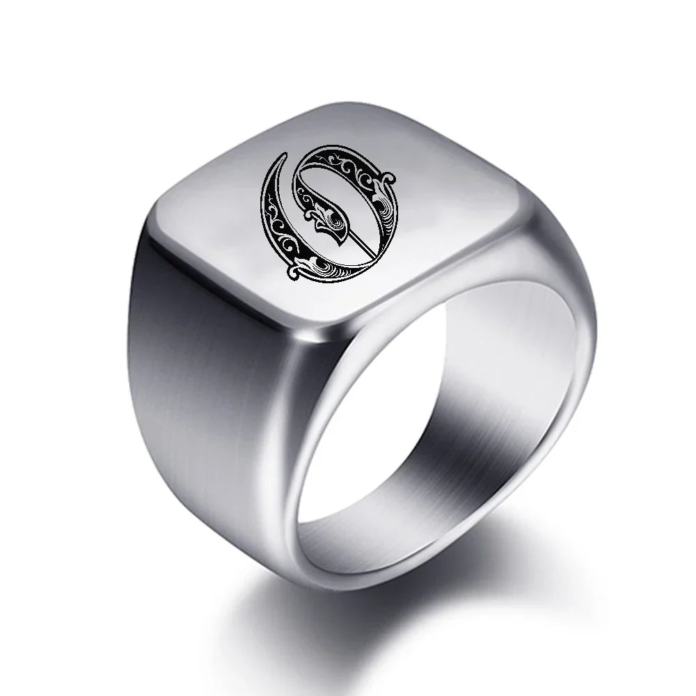 Bague large homme initiale o