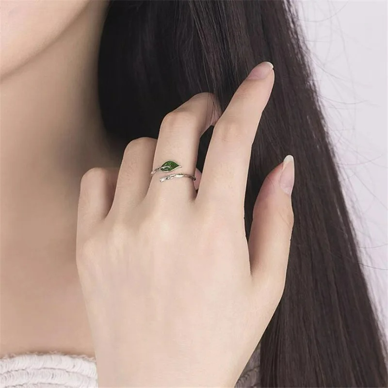 Bague Rétro avec Feuille d'Automne