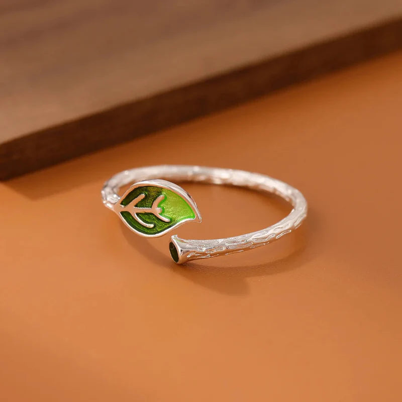 Bague Rétro avec Feuille d'Automne