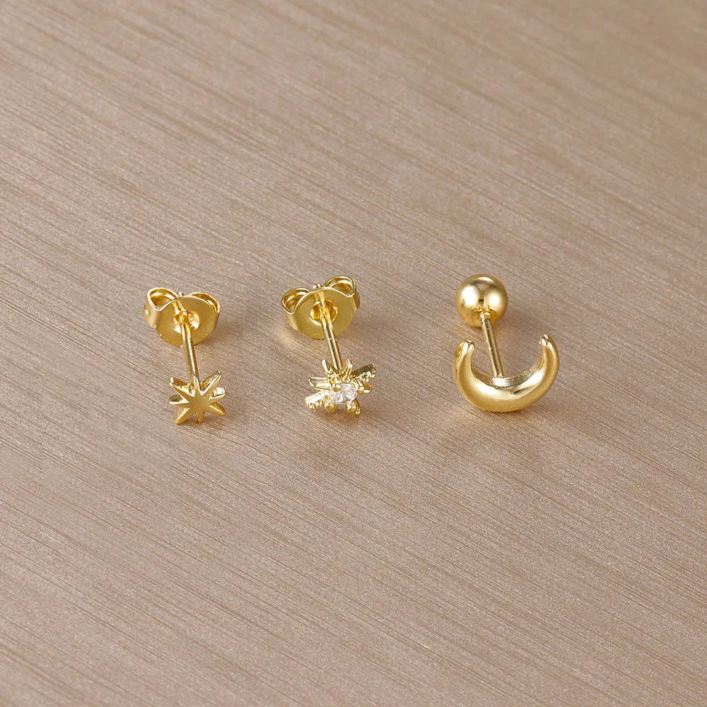 三日月と星のスタッドピアス ゴールド