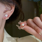 Boucles d'Oreilles Clou Fleurs et Perles rose