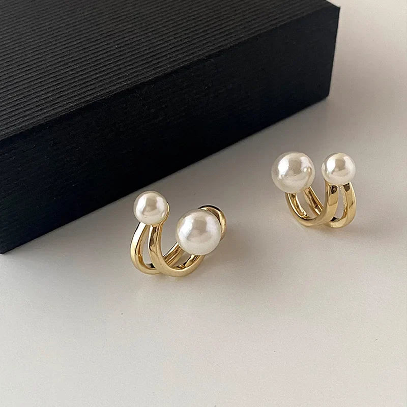 Boucles d'Oreilles Clou Rétro avec Perles
