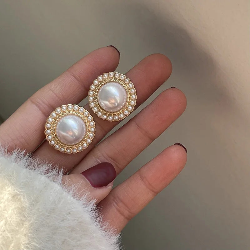 Boucles d'Oreilles Clou Vintage avec Perle