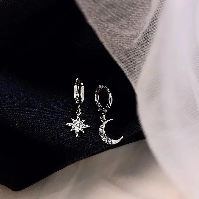 Boucles d'Oreilles Créoles Etoile et Lune et Zircon argent