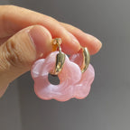 Boucles d'Oreilles Créoles Fleur en Résine