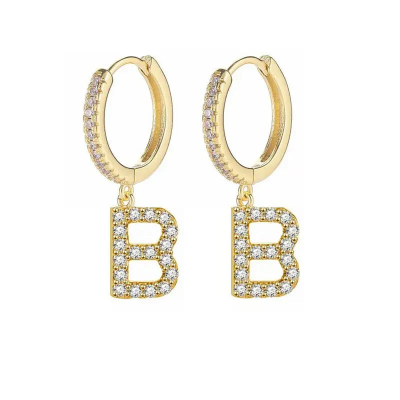 イニシャル付きフープピアス レディース b