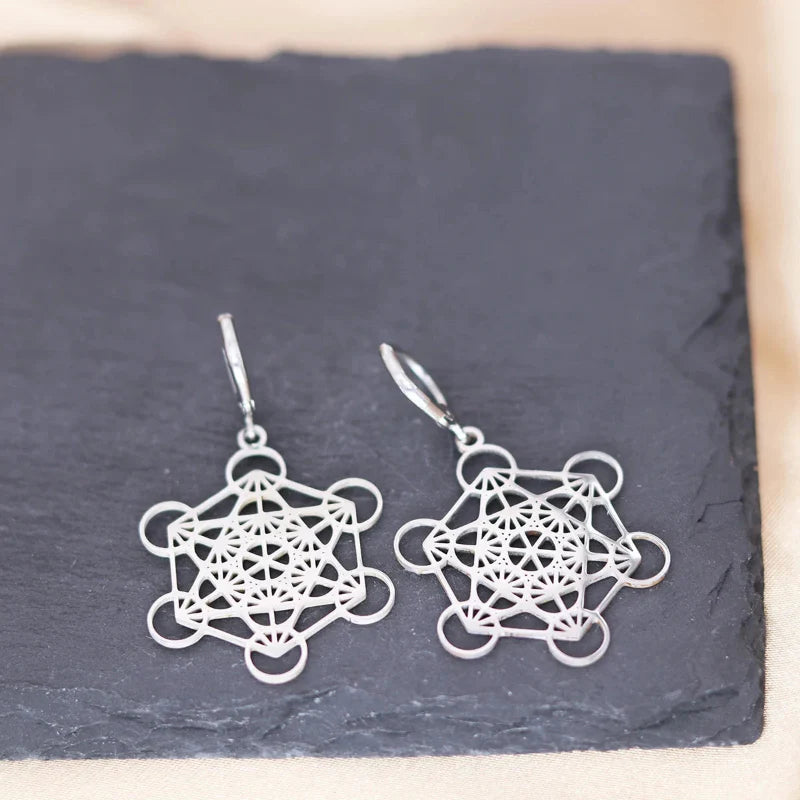 Boucles d'Oreilles Pendantes Argentées Cube de Métatron