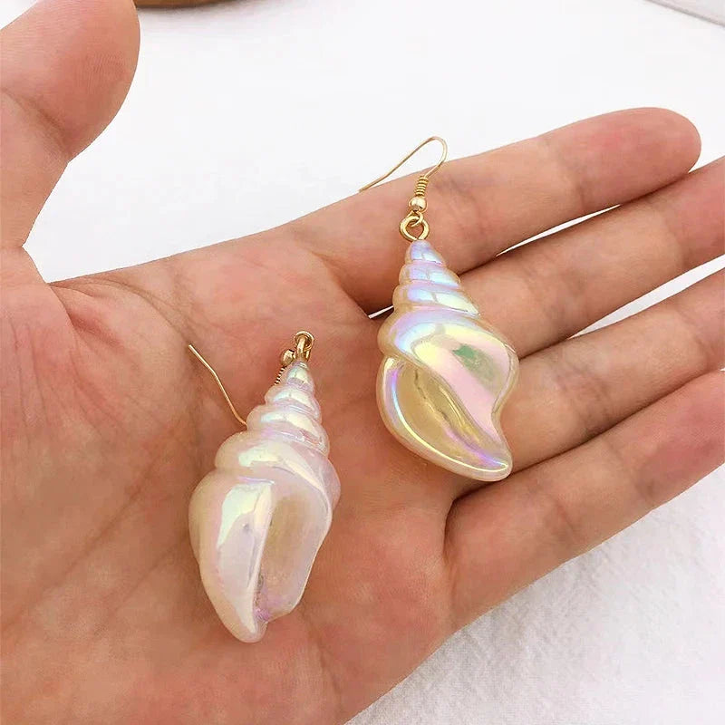 Boucles d'Oreilles Pendantes en Nacre Coquillage Escargot