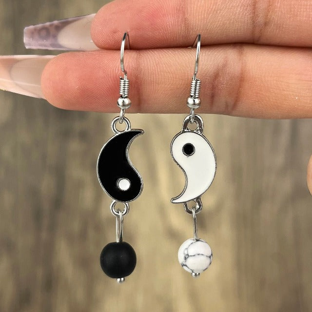 Yin Yang ゴールド＆シルバー ぶら下がりピアス シルバー