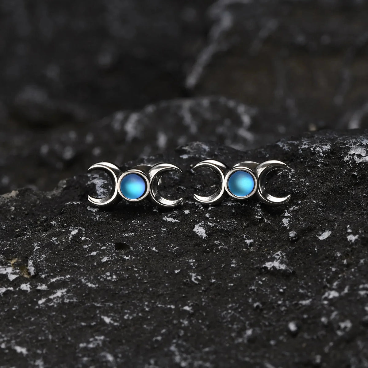 Boucles d'Oreilles Triple Lune Clous Sorcellerie Wiccan Femme