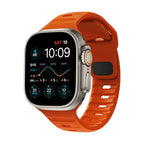 オレンジのサージカルシリコン製Apple Watchバンド