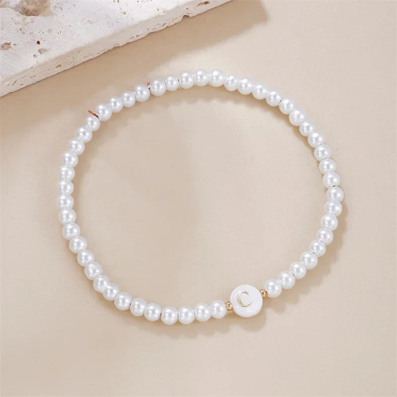 Bracelet blanc initiale c