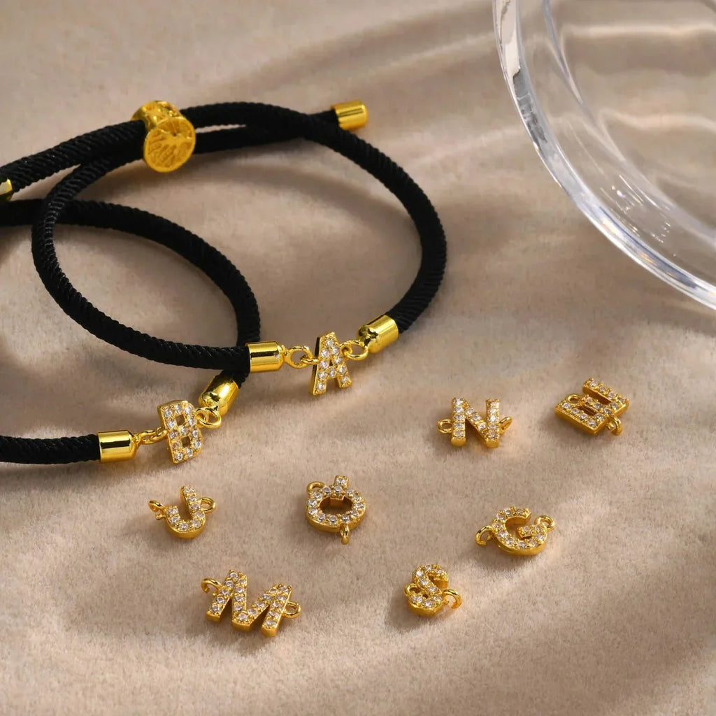 Bracelet coloré avec initiale en strass - lettre