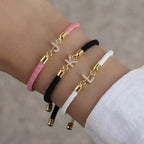 Bracelet coloré avec initiale en strass - lettre