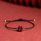 Bracelet en Corde avec Trèfle à 4 Feuilles en Pierre de Cinabre noir