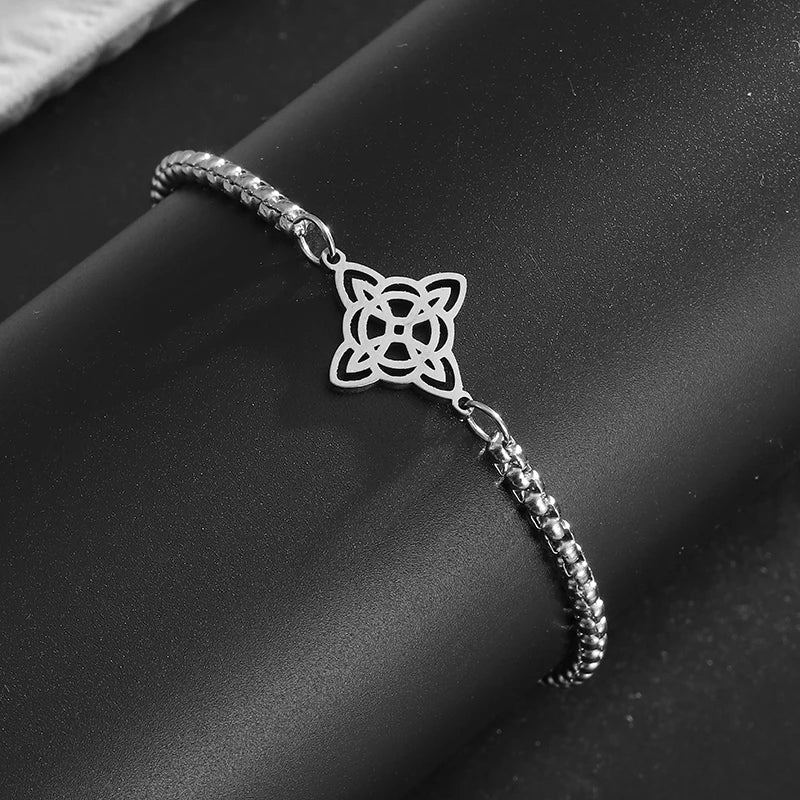 魔女の結び目 シルバーブレスレット