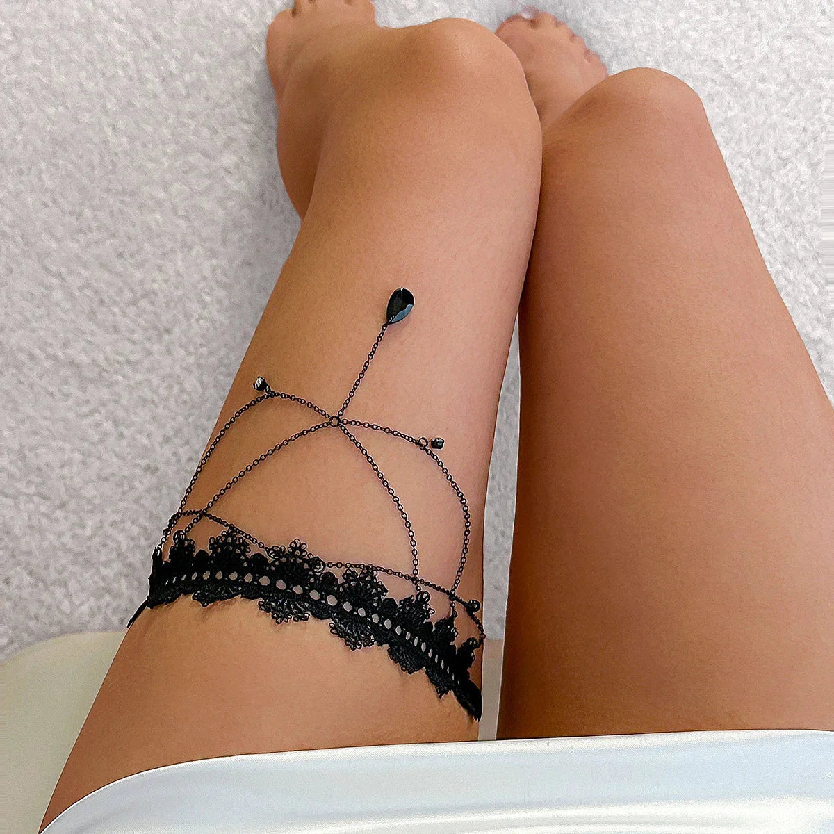 Chaîne de Cuisse Noire - Bijou de Cuisse Corps Cuisse Femme Jambe