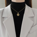 Collier avec Pendentif Boussole avec Zircon Rose des Vents
