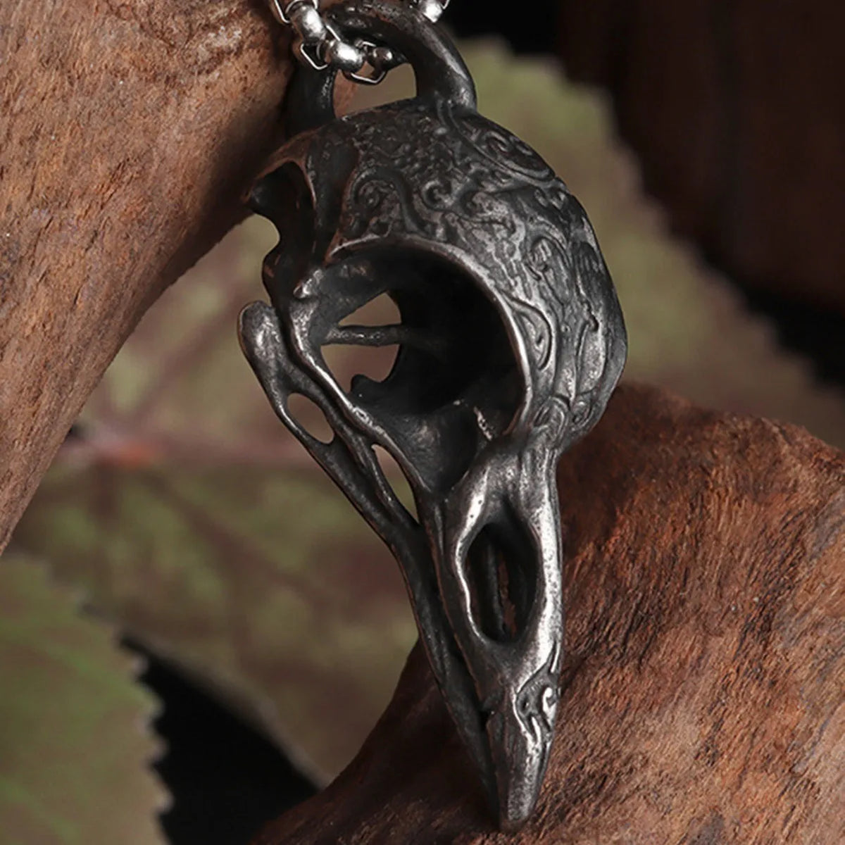 Collier avec Pendentif Corbeau