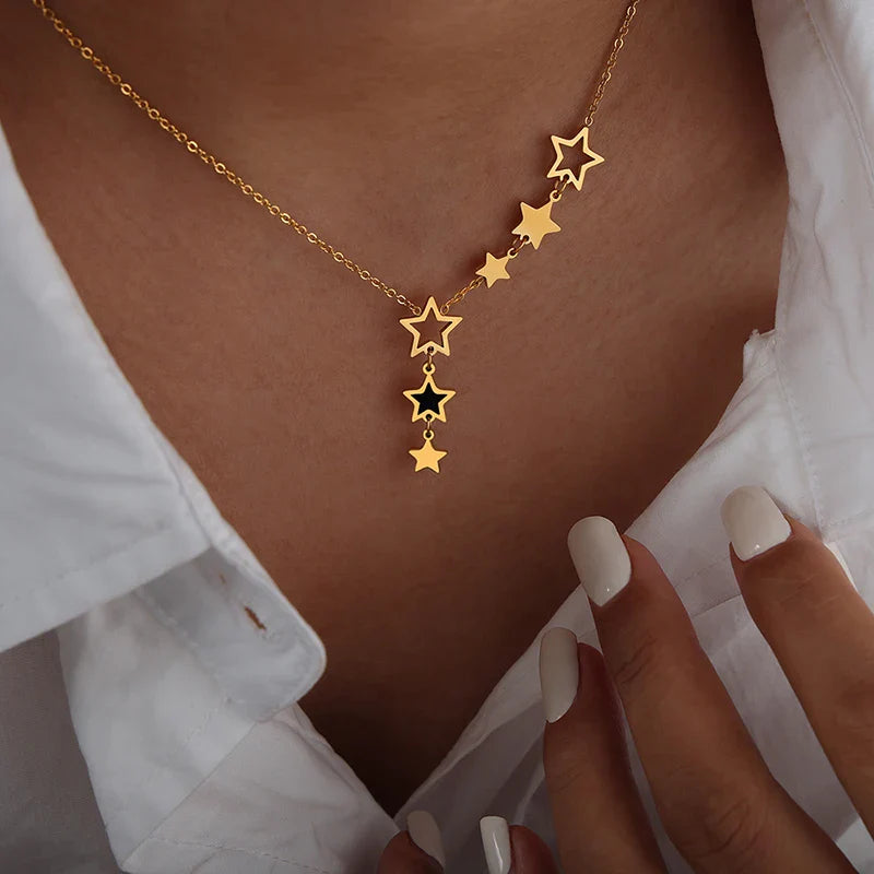 Collier avec Pendentif Etoile Astres