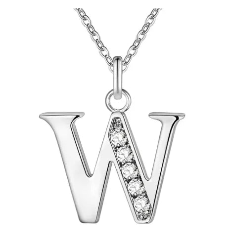 Collier long avec pendentif initiale  w