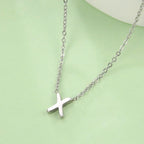 Collier avec pendentif initiale - lettre