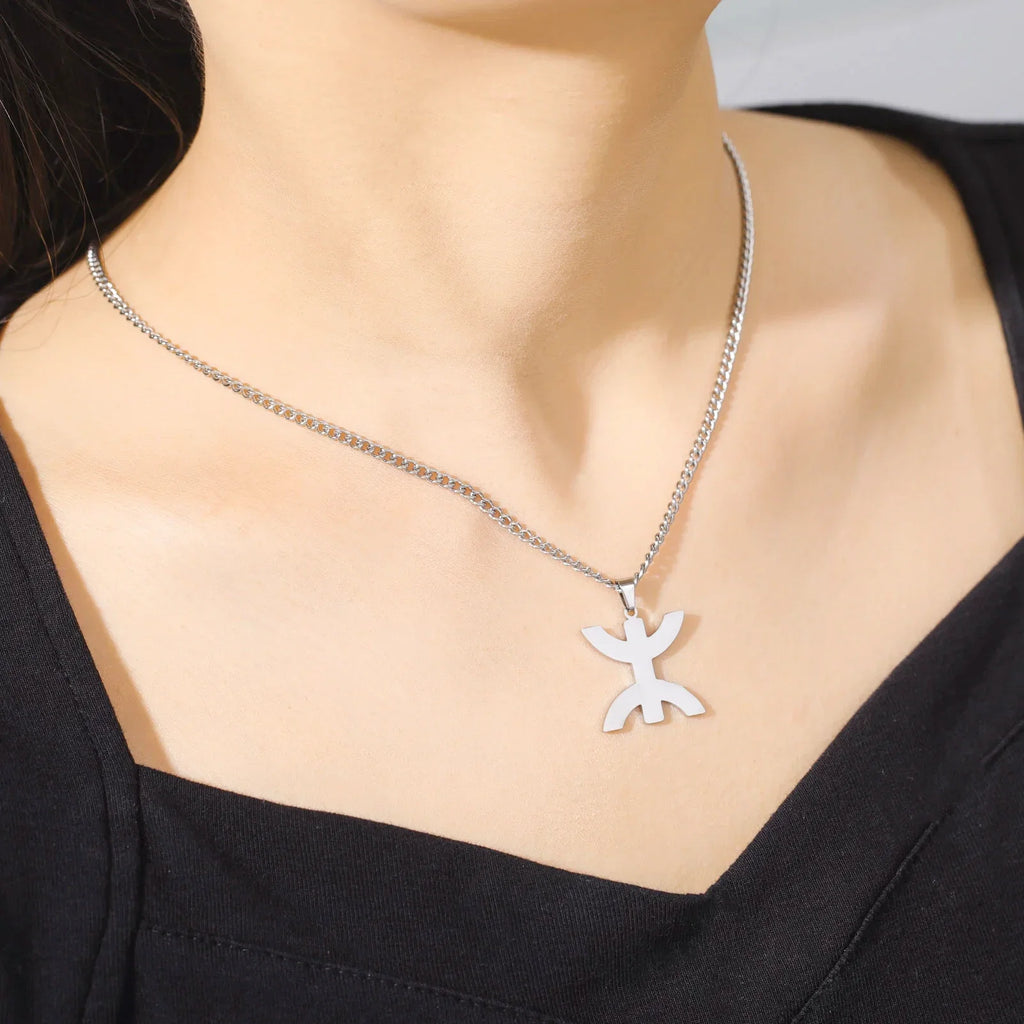 女性用 アラビア文字「yaz」のベルベル象徴ペンダント付きネックレス シルバー