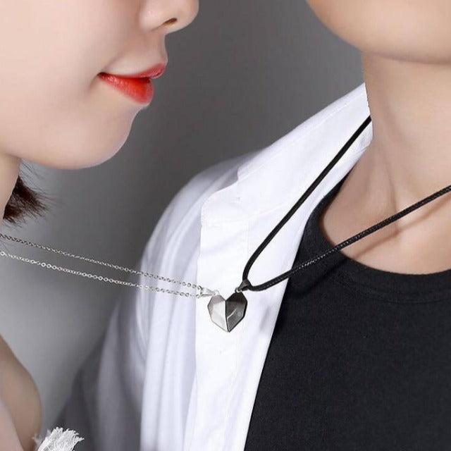 カップル向けハートネックレス