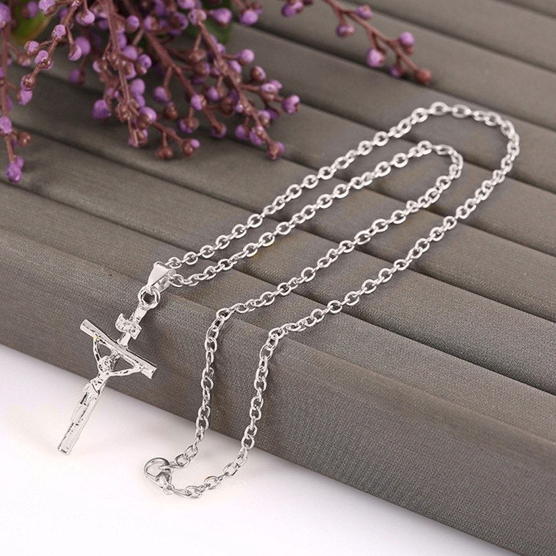 Collier et Pendentif Chrétien Croix de Jesus