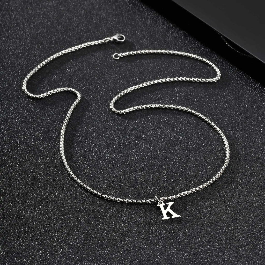 Collier homme avec pendentif initiale