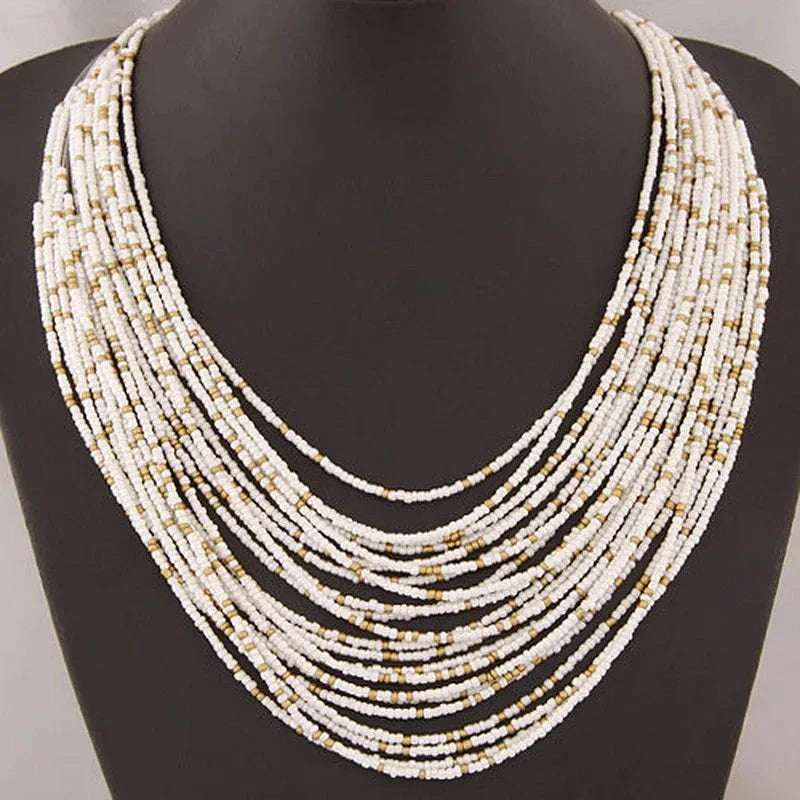 Collier Pendentif Ethniques Africains Multirangs blanc