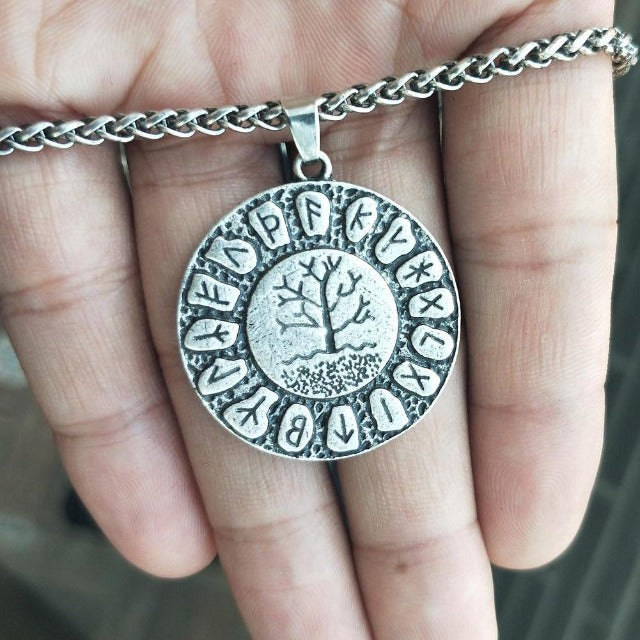 Yggdrasil ペンダント ネックレス（シルバーカラーまたはゴールドカラー） シルバーカラー