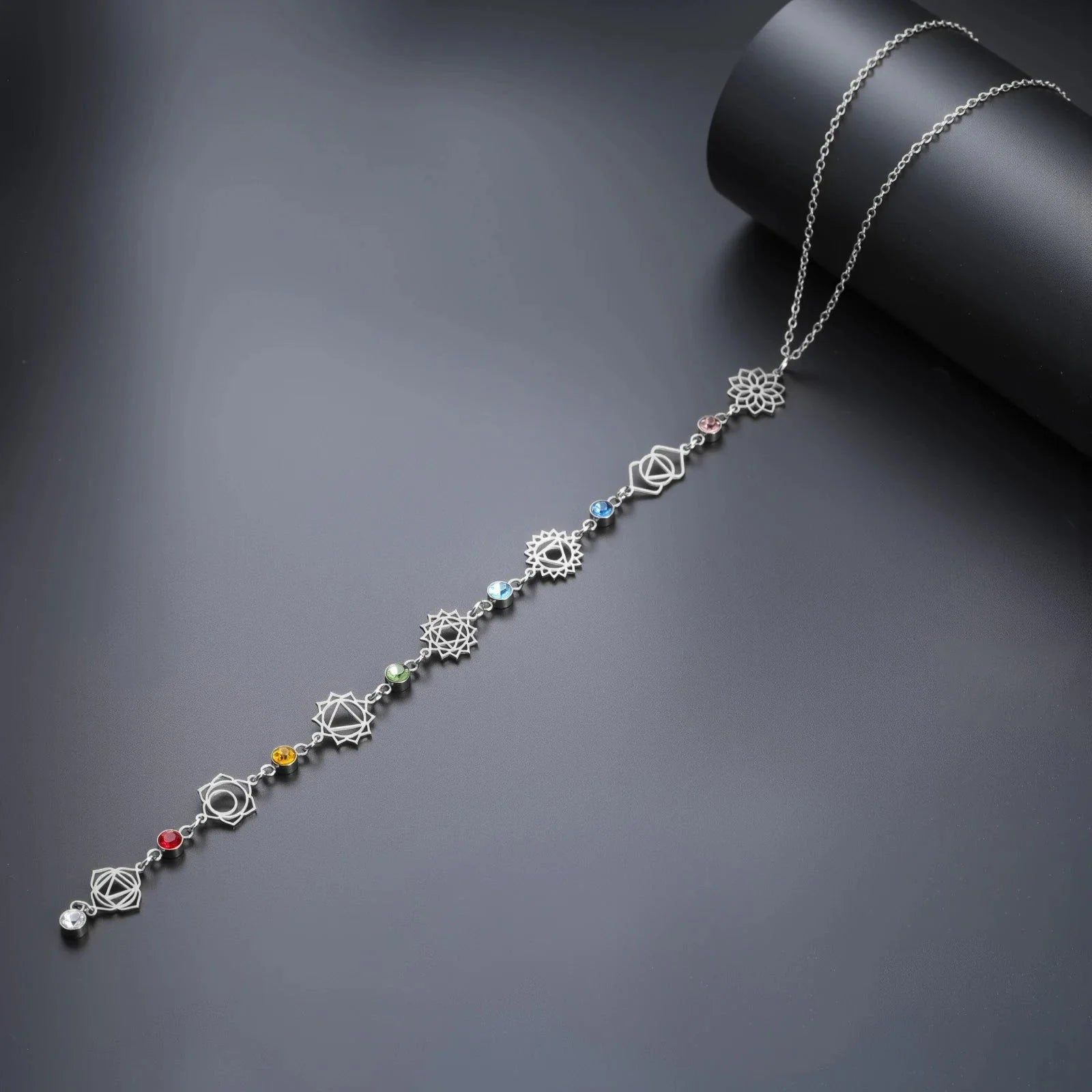 Collier Ras de Cou Pendentif avec Pierres en Zircon 7 Chakras argent